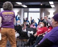 Crowd scene (indoors)