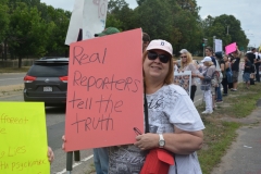 Real reporters tell the truth