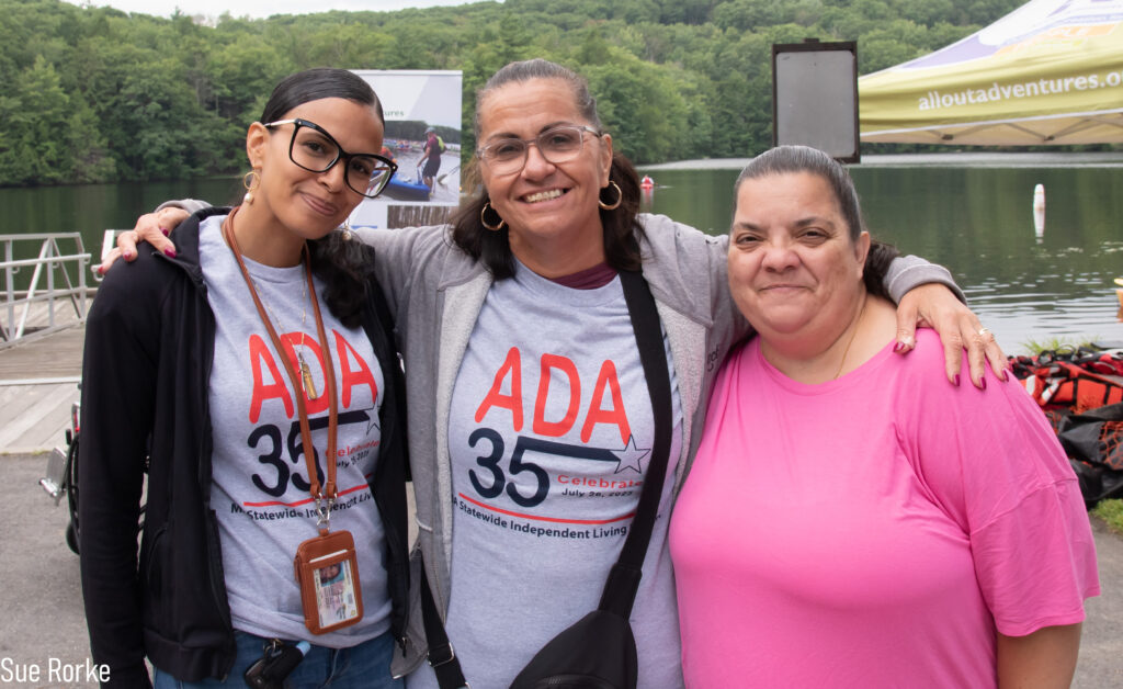 Heidi and two other women (SCIL)